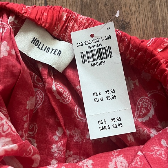 Hollister halter top - Picture 3 of 4